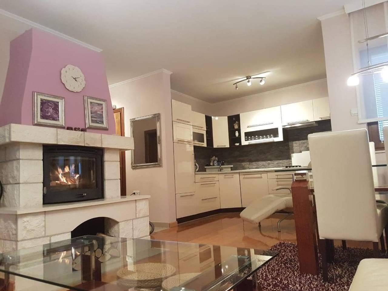 Apartman Lana Vlasic Exterior photo